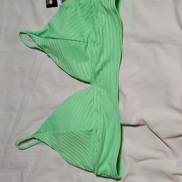 Wide Rib Bikini Top with bikini bottom - Picture 4 of 6